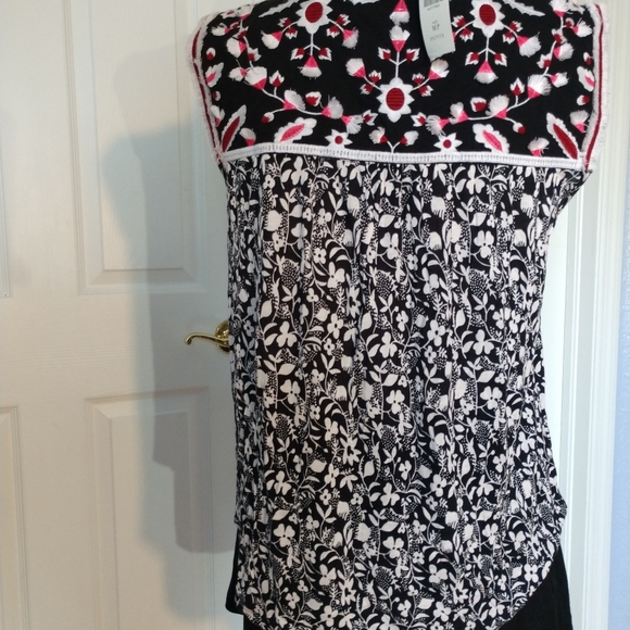 NWT Anthropologie Austin Embroidered Top - Picture 2 of 7